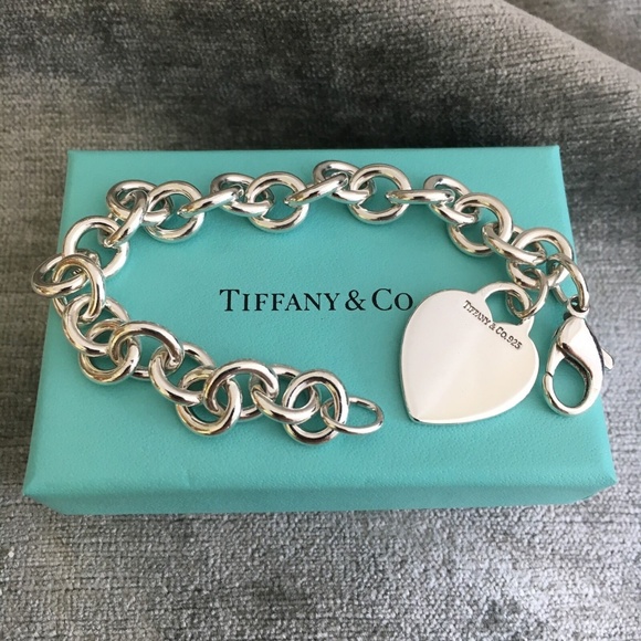 Medium 7.5" Tiffany & Co Blank Heart Tag Charm Bracelet in Sterling Silver - Picture 1 of 5